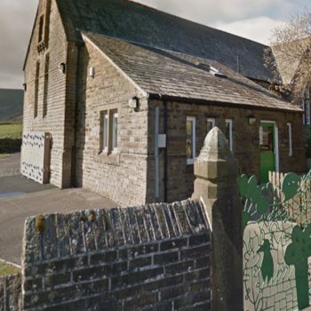 Holme Junior & Infant School in Holmfirth
