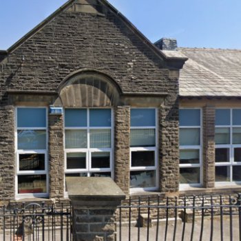 Junior School and Nursery in Holmfirth