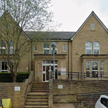 Oaklands Health Centre – GP Surgery in Holmfirth