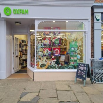 Oxfam Second-hand Shop in Thirsk