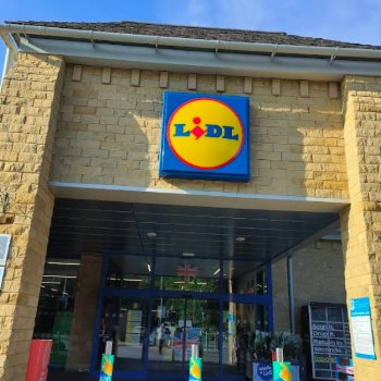 Lidl Supermarket in Holmfirth