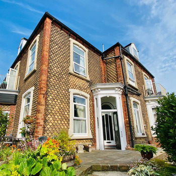 Fishtail House – Guest House in Hornsea