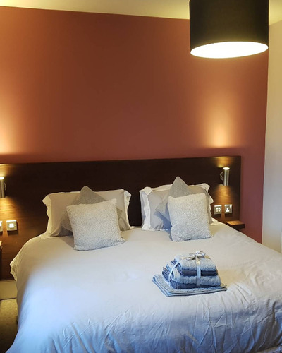 The Victoria Pub, Restaurant & Hotel in Hornsea