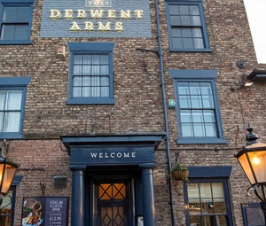 Derwent Arms Pub in Norton