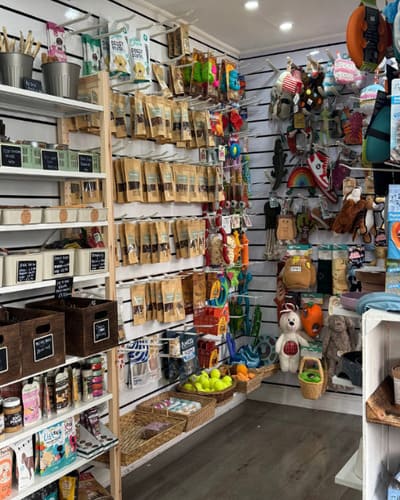 Moose&Me Natural Pet Shop in Thirsk